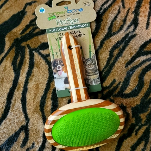 Dog or Cat Greenbone Natural Bamboo Slicker Pet Brush - Picture 2 of 3